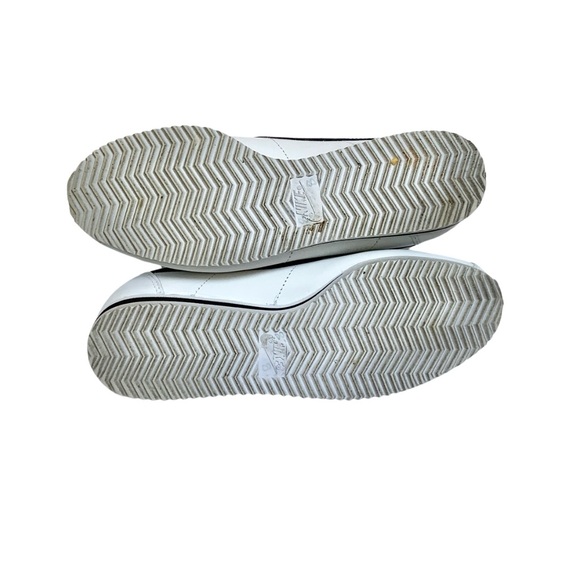 Nike Classic Cortez Leather Running shoe - Picture 11 of 11